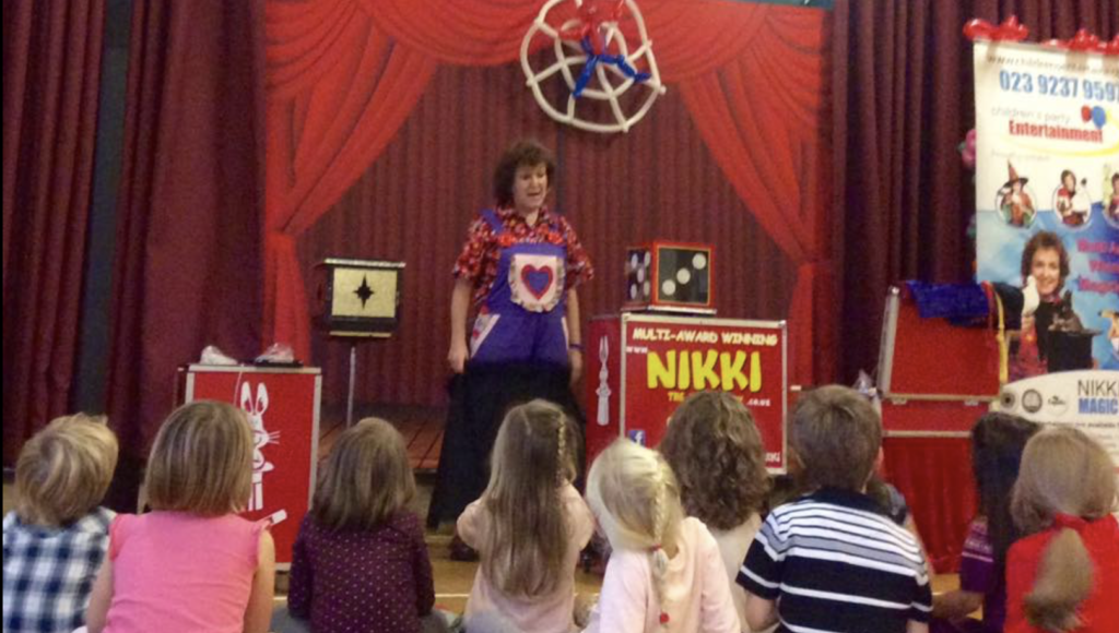 NIKKI SHOW SET UP